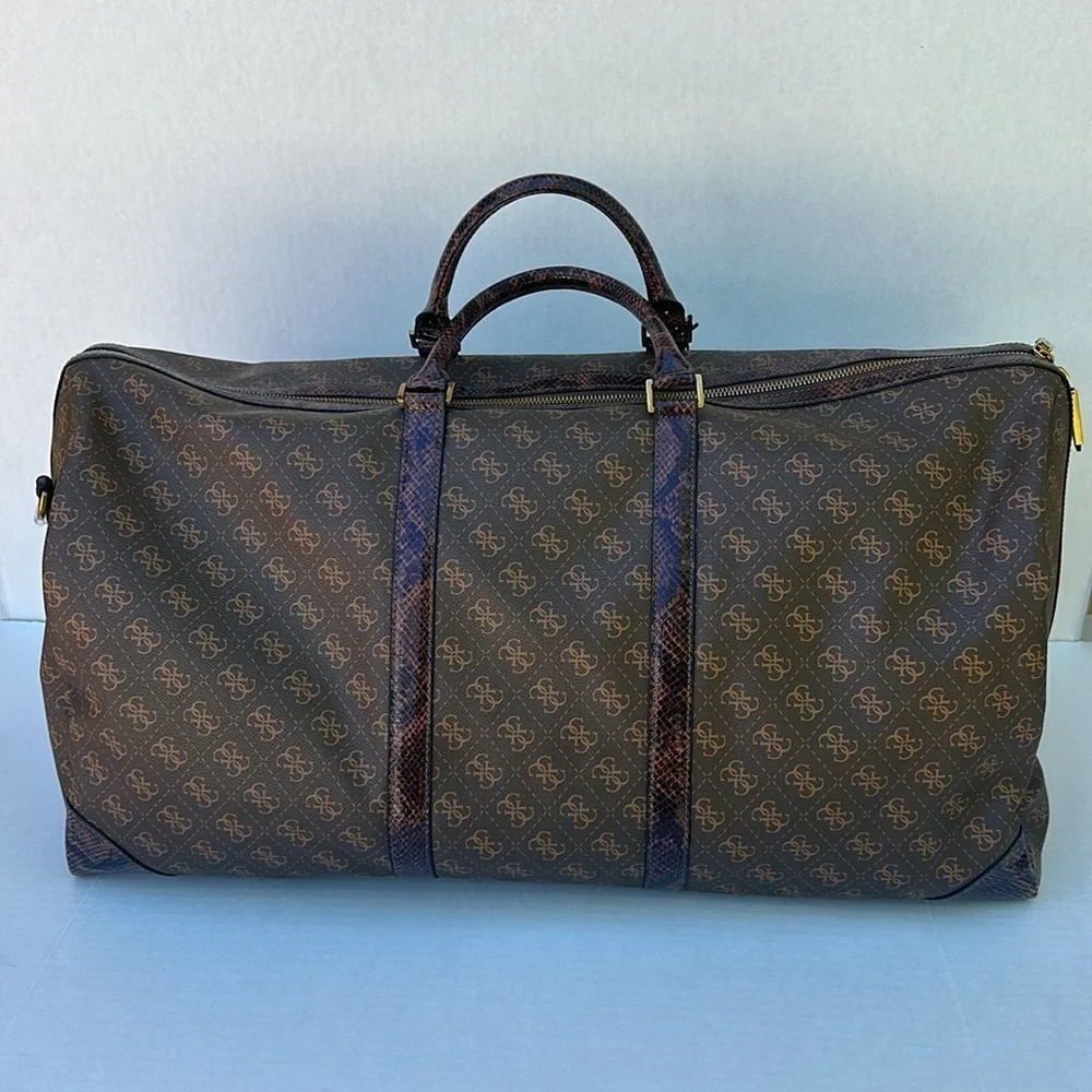 New GUESS Large UNISEX Travel bag